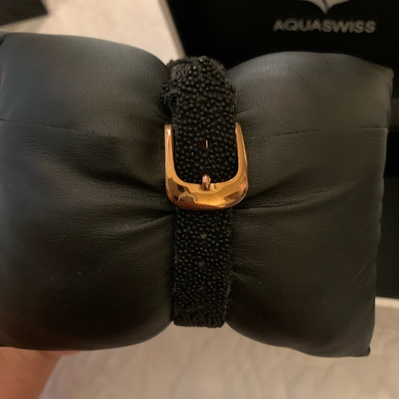 Aquaswiss Avalon L Watch - Picture 3 of 5